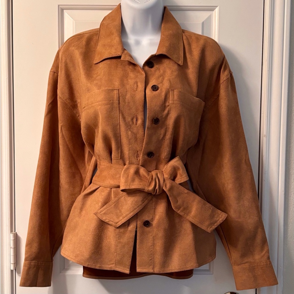 Banana Republic’s Faux Suede Jacket 🧥 Belted